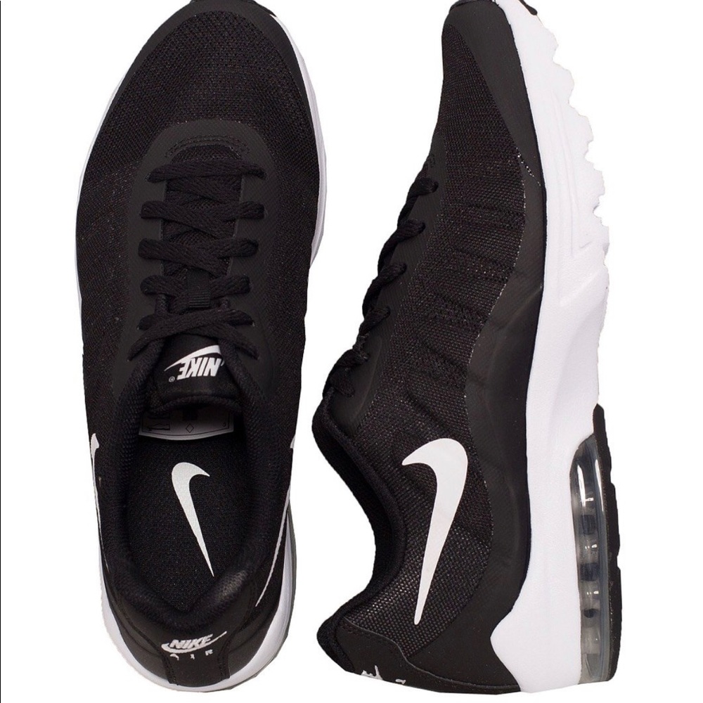 🆕🖤🤍Women’s Nike Air Max Invigor Size 9 - Picture 1 of 8